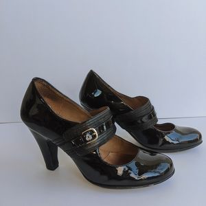 Sofft brand heels